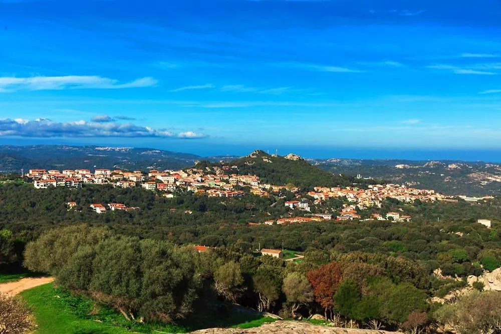 La Casa Di Mamma, Appartamento Di Charme Nel Borgo Luogosanto